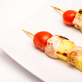 photodune-7517493-exotic-skewers-on-plate-xs
